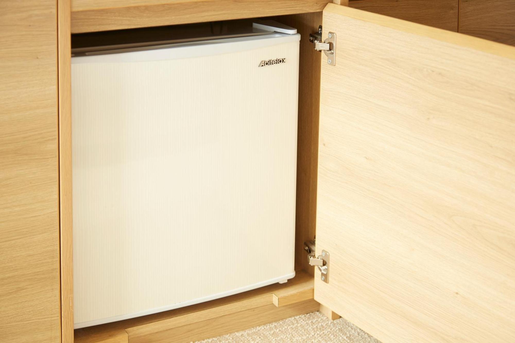 Hollywood Twin Room,1549453402:JPEG